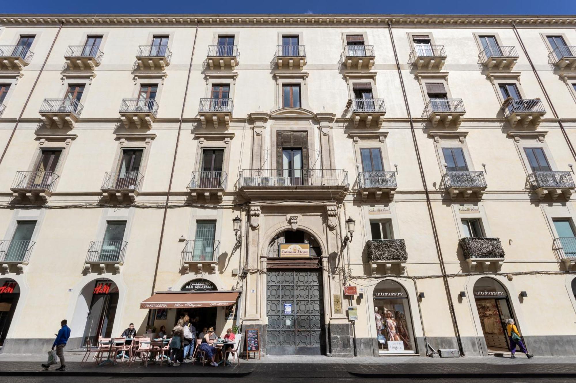 Palazzo Costarelli - Bed And Breakfast Catane Extérieur photo